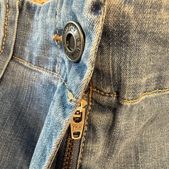 Talbots Stretch chino style denim jean shorts medium wash SZ 10 - Picture 4 of 11